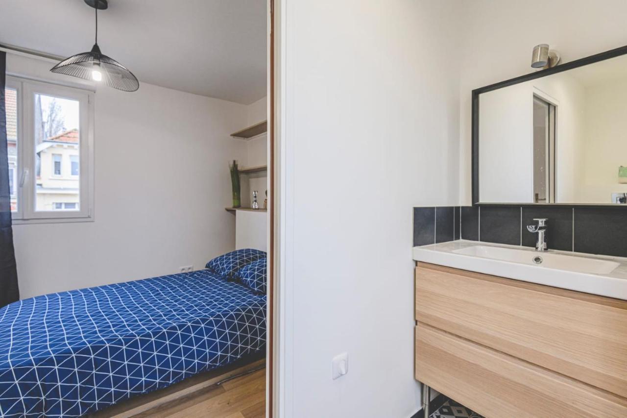 Appartement Lumineux Proche Cathedrale Reims Exterior foto