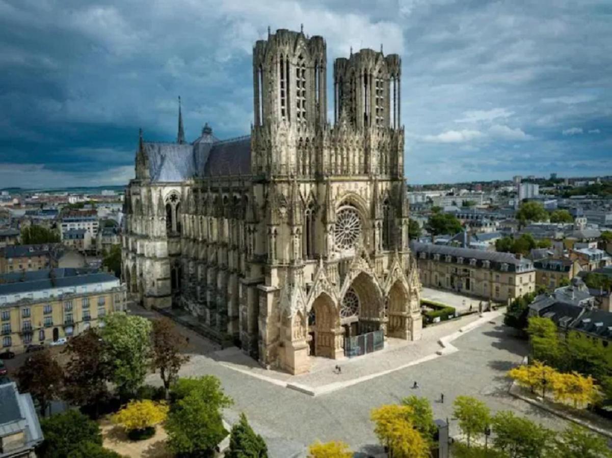 Appartement Lumineux Proche Cathedrale Reims Exterior foto